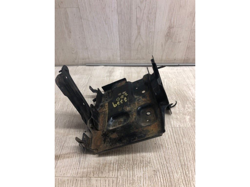 64860-JM00A | Полиця акумулятора NISSAN ROGUE 08-15 - Фото 5