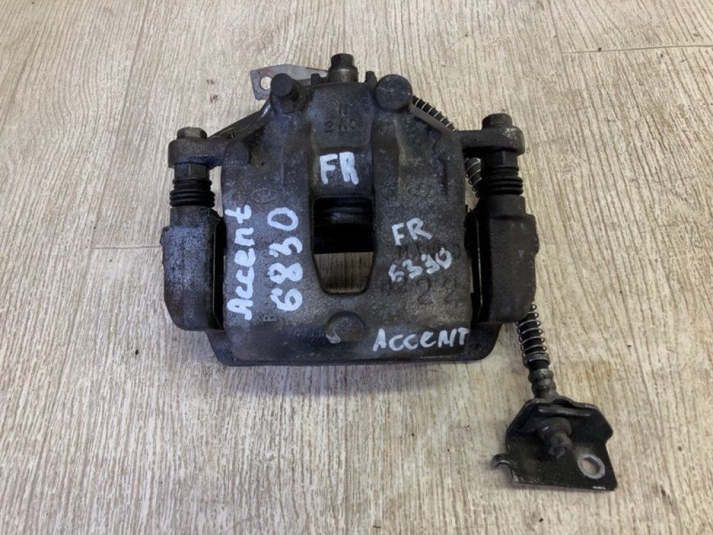 58130-1R000 | Суппорт тормозной передн. прав. HYUNDAI ACCENT RB 10-