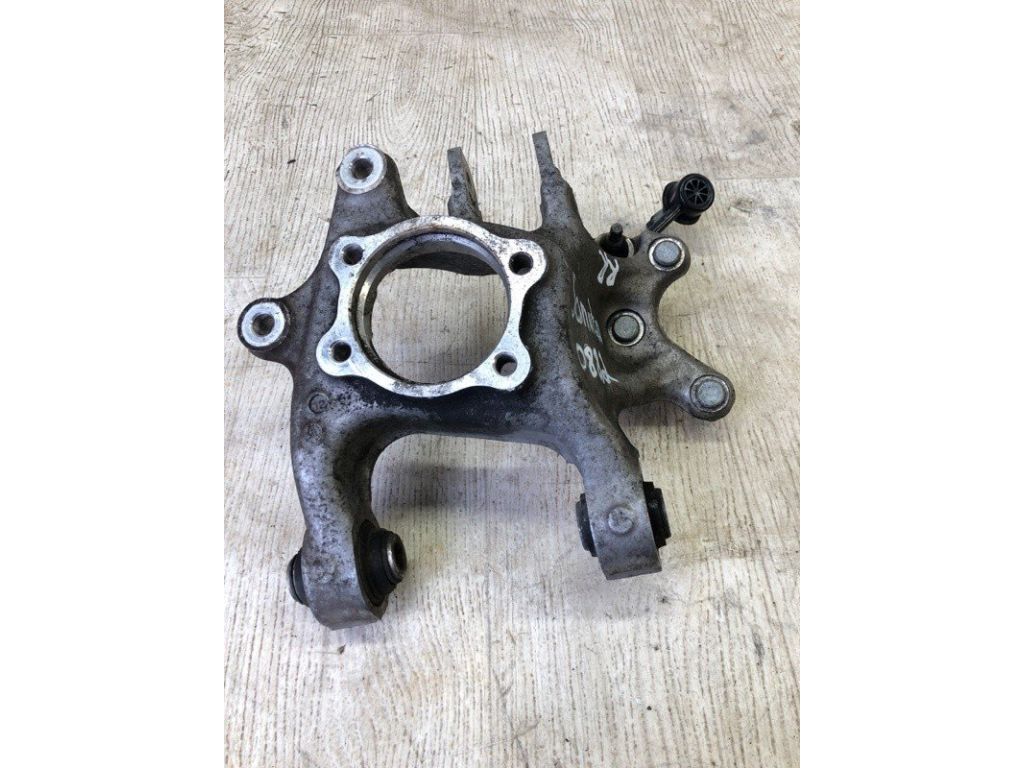 52720-C2100 | Цапфа задн. прав. HYUNDAI SONATA LF 2014-