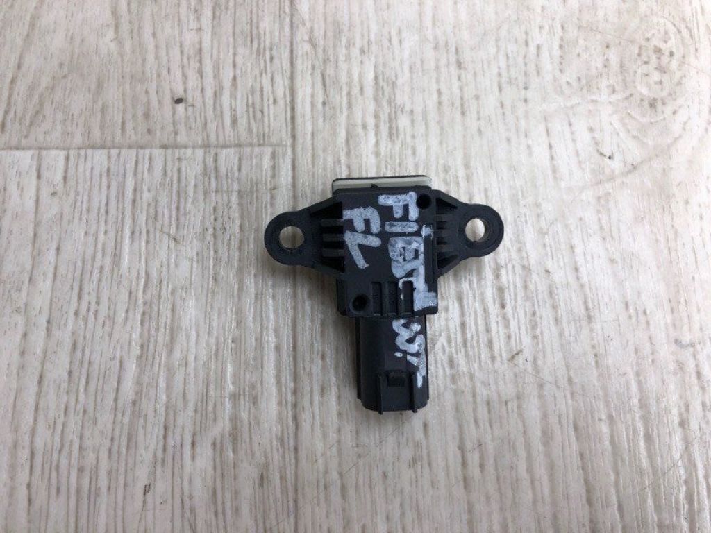 CT4Z-14B345-A | Датчик удара FORD FIESTA 08-17