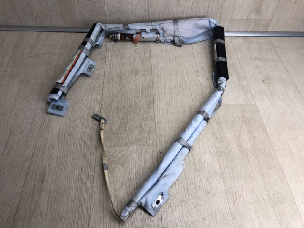 BE8Z-54042D94-A | Подушка безпеки (штора) прав. FORD FIESTA 08-17