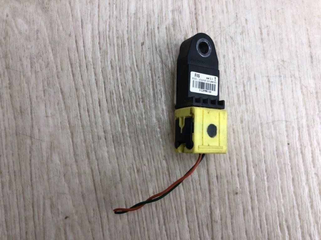 95930-3X100 | Датчик удара передн. KIA FORTE YD 12-