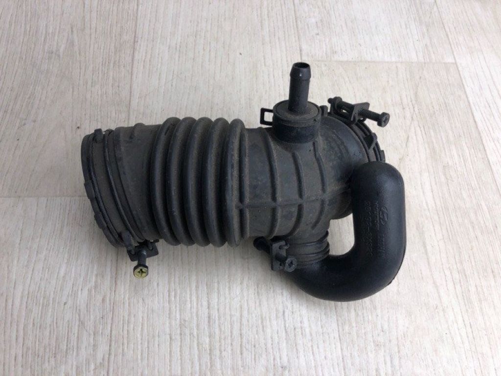 28140-3X320 | Патрубок воздушного фильтра KIA FORTE YD 12-