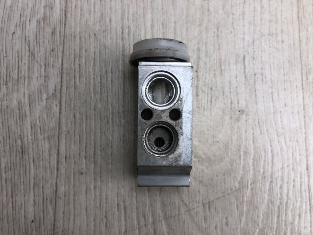 97626-A7000 | Клапан кондиціонера KIA FORTE YD 12-