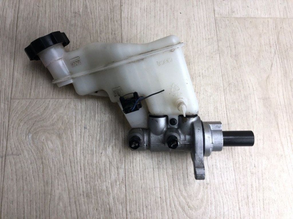 58510-A7200 | Головний гальмівний циліндр KIA FORTE YD 12-