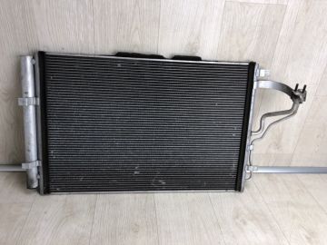 Радиатор кондиционера KIA FORTE YD 12-