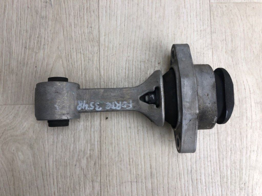 21950-3X000 | Подушка двигуна нижня передн. KIA FORTE YD 12-