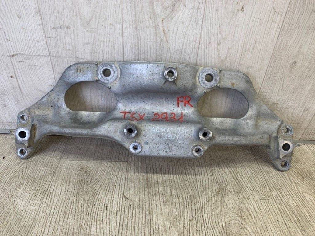 50680-TL1-E00 | Кріплення балки підвіски ACURA TSX 08-14 - Фото 2