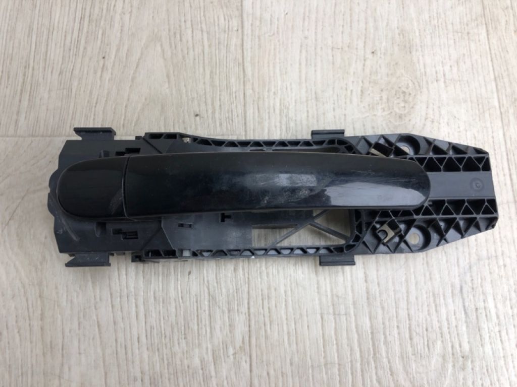 5N0 839 885 F | Ручка двері зовнішня задн. прав. VOLKSWAGEN JETTA USA 10-17