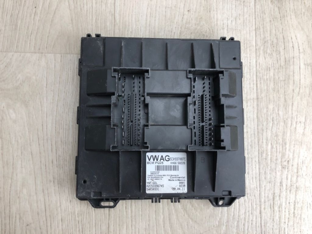 5C0 937 087 L Z01 | Блок электронный VOLKSWAGEN JETTA USA 10-17