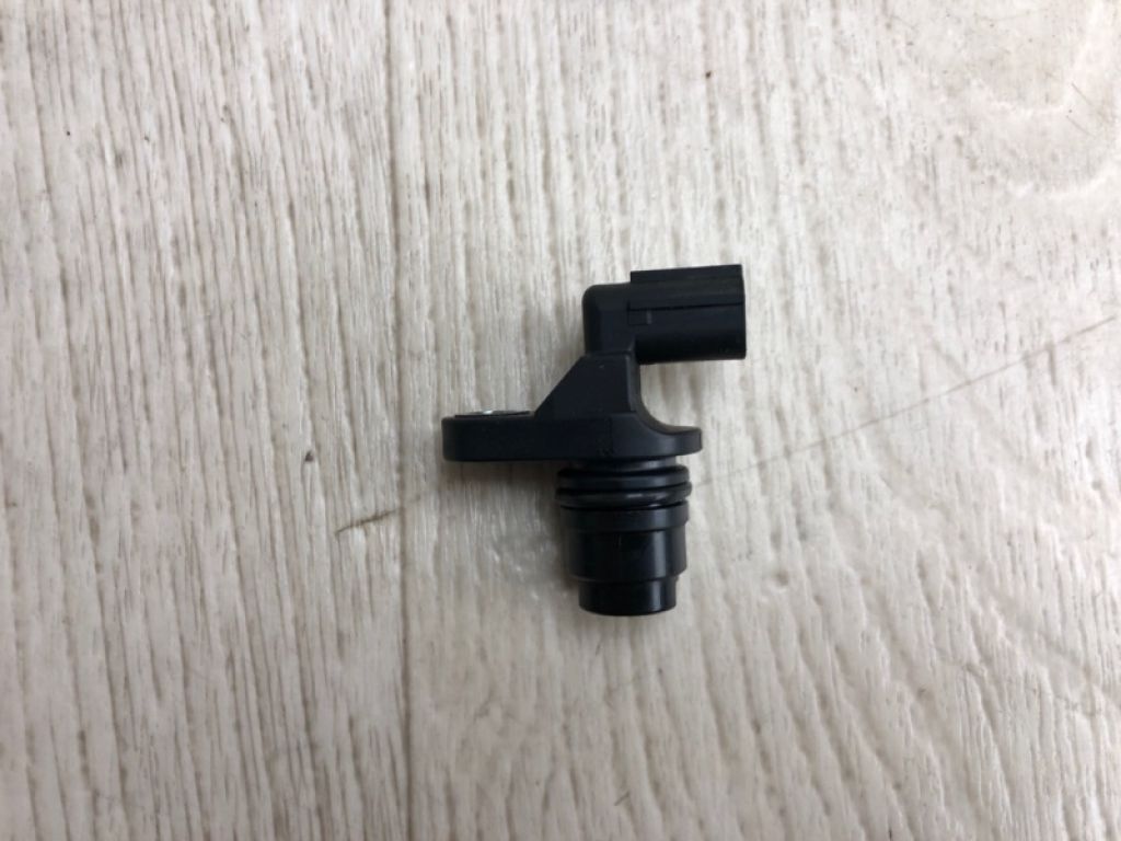 37510-R40-A01 | Датчик положения распредвала HONDA ACCORD CU8 / TSX 08-14