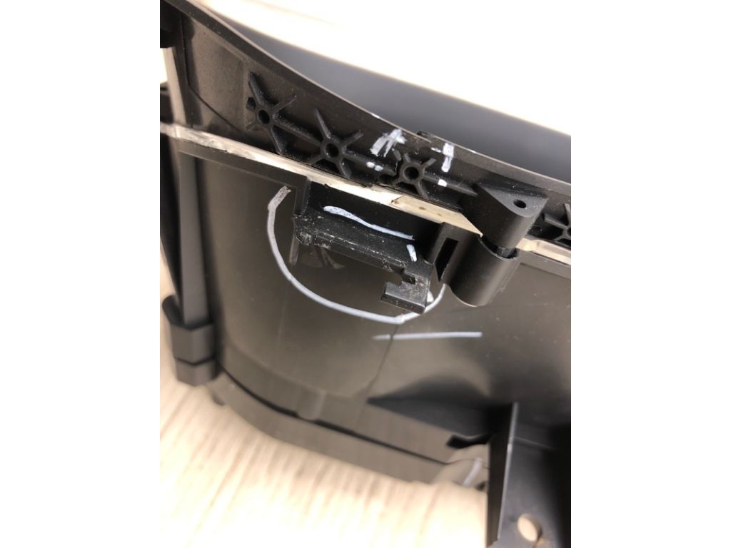 561 920 970 D | Панель приладів VOLKSWAGEN PASSAT B7 11-15 - Фото 4