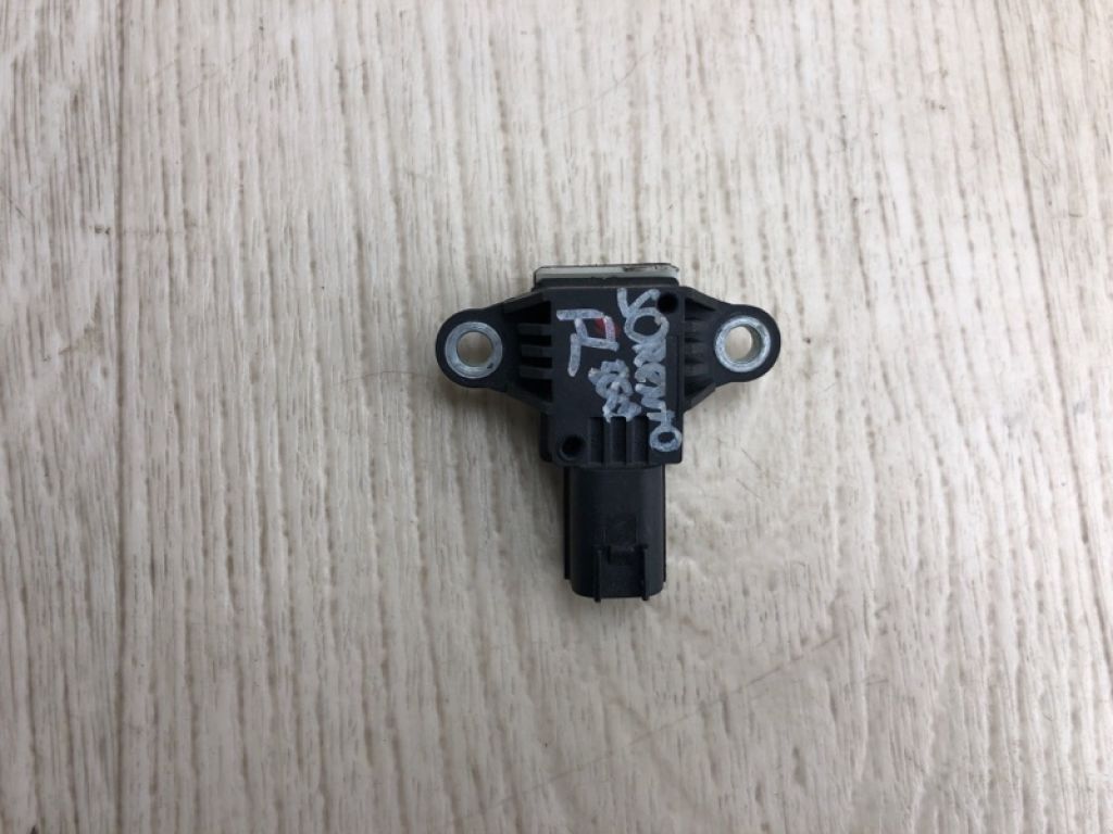 95920-B1050 | Датчик удару KIA SORENTO UM 14-