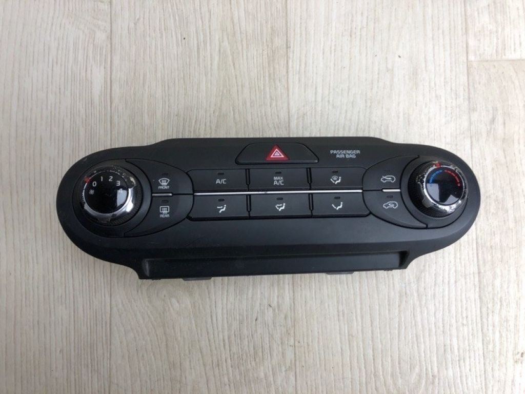 97250-C6000WK | Блок керування піччю KIA SORENTO UM 14-