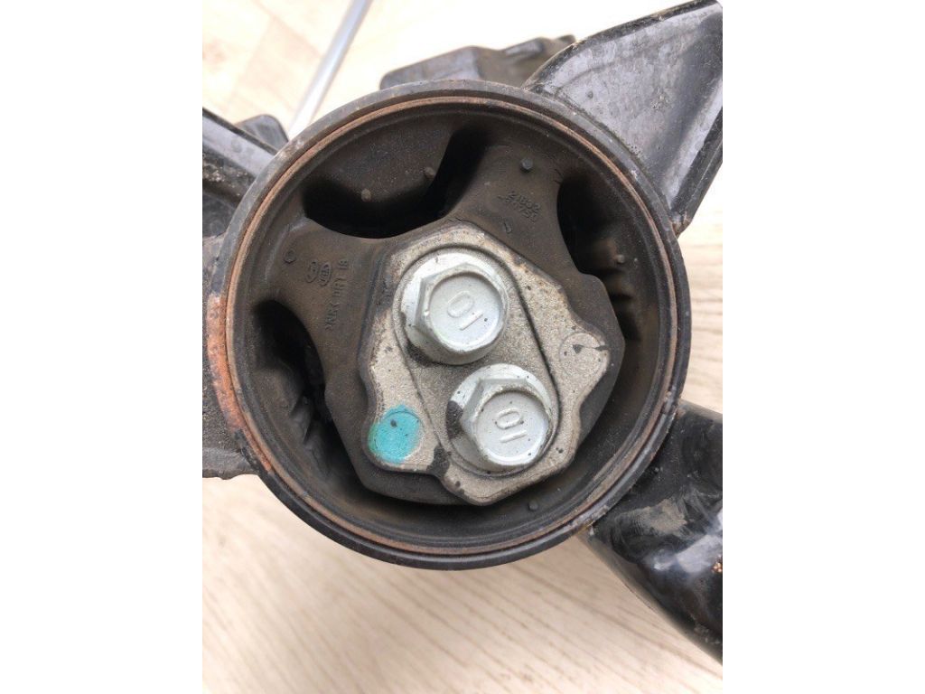 21830-3Q750 | Подушка АКПП KIA OPTIMA TF 11-16 - Фото 4