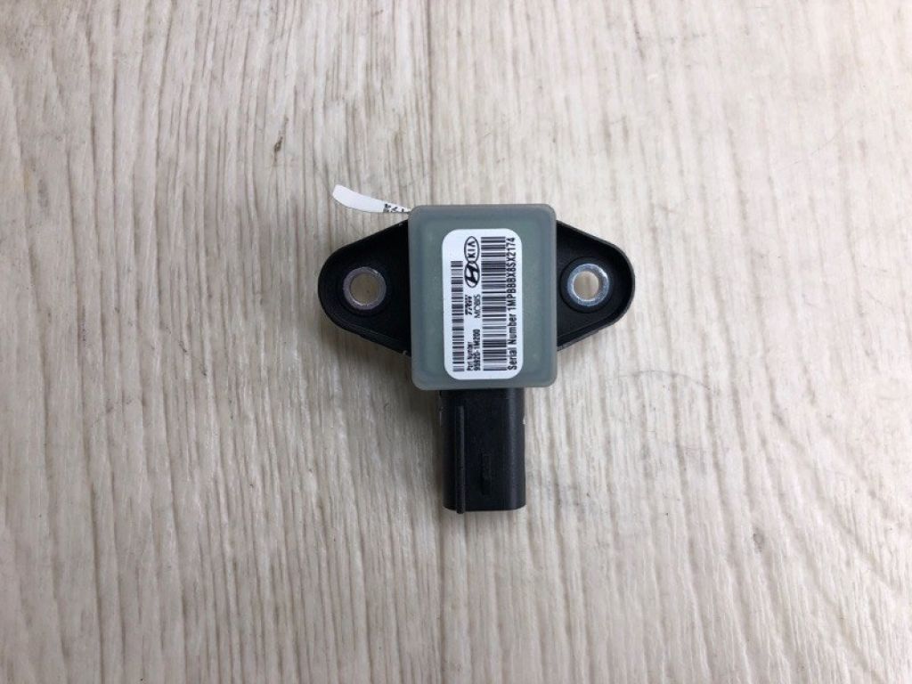 95920-1M200 | Датчик удара KIA OPTIMA TF 11-16
