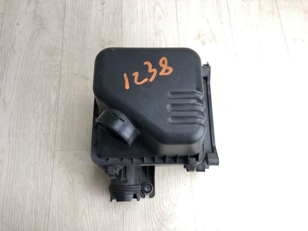 28110-1M400 | Корпус повітряного фільтра KIA FORTE/CERATO TD 08-13