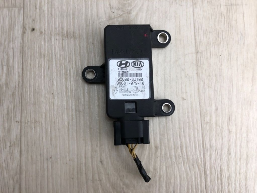 95690-3J100 | Датчик ESP KIA FORTE/CERATO TD 08-13