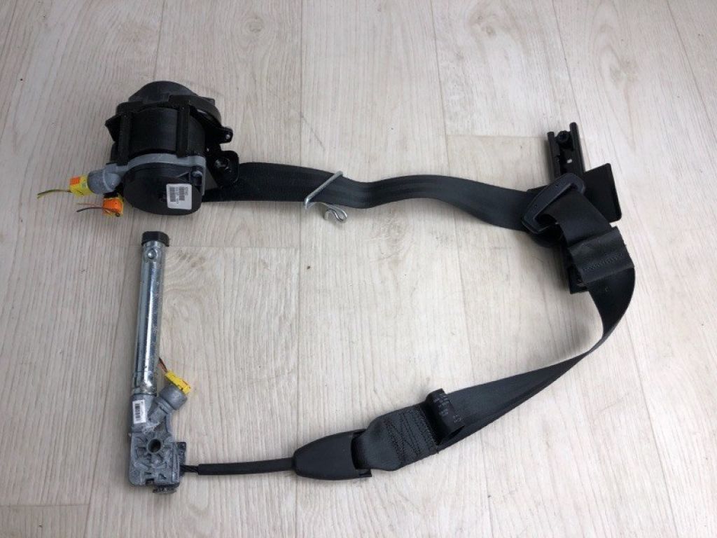 DM5Z-54611B08-DB | Ремень безопасности передн. прав. FORD FOCUS 10-18