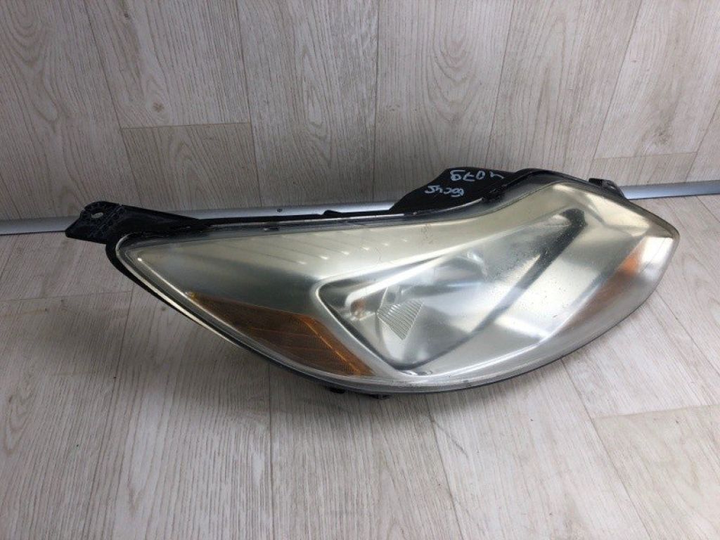 BM5Z-1300-8F | Фара прав. FORD FOCUS 10-18