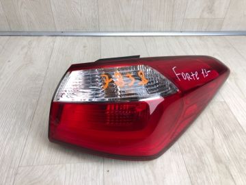Ліхтар зовнішній прав. KIA FORTE YD 12-