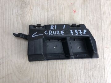 Кронштейн заднього бампера лів. CHEVROLET CRUZE 15-