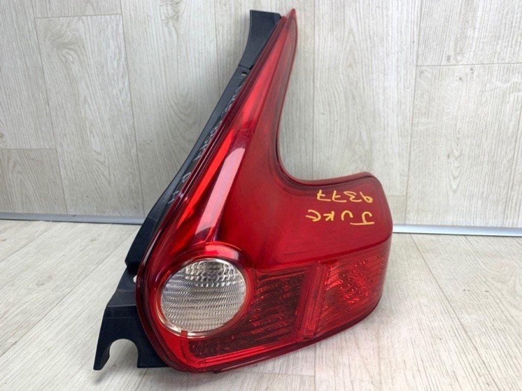 26550-1KM0A | Фонарь наружный задн. прав. NISSAN JUKE 10-19