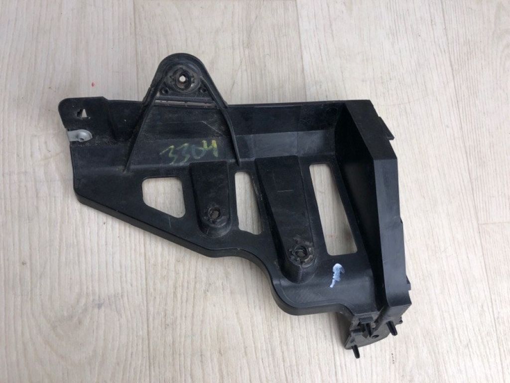 68138417AC | Кронштейн заднього бампера лів. JEEP CHEROKEE 14-