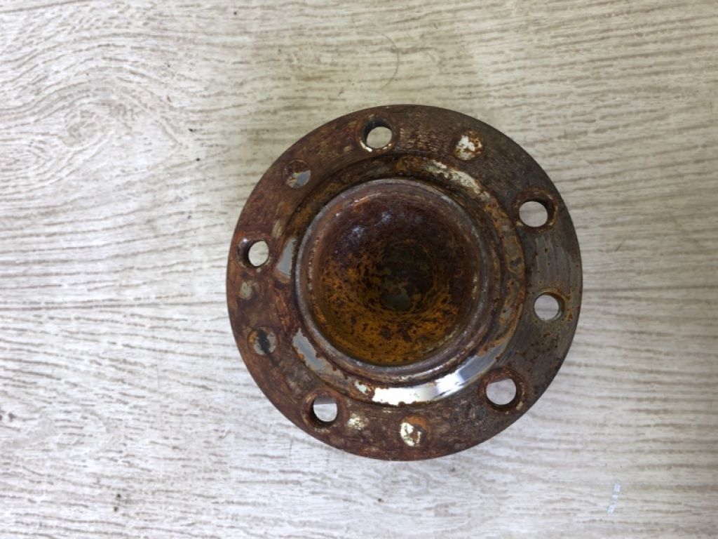 68155868AA | Ступица задн. JEEP CHEROKEE 14-