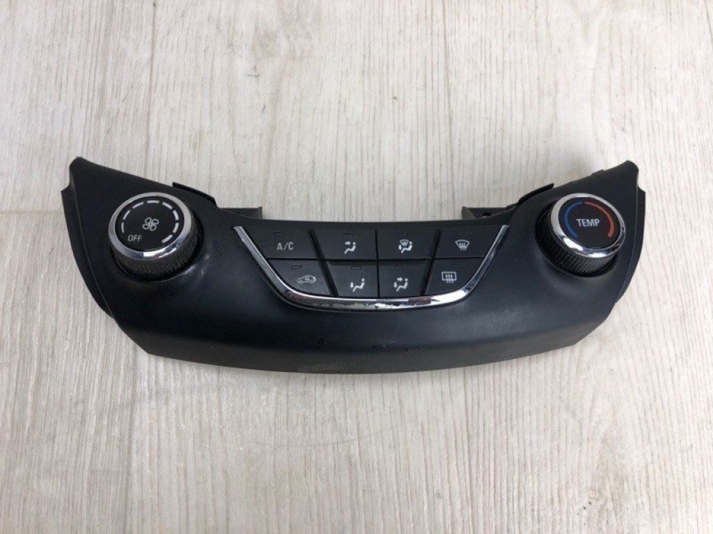 39028880 | Блок керування піччю CHEVROLET CRUZE 15-
