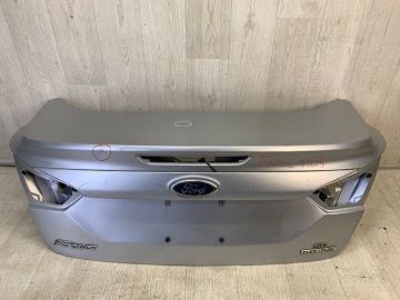 Кришка багажника FORD FOCUS 10-18