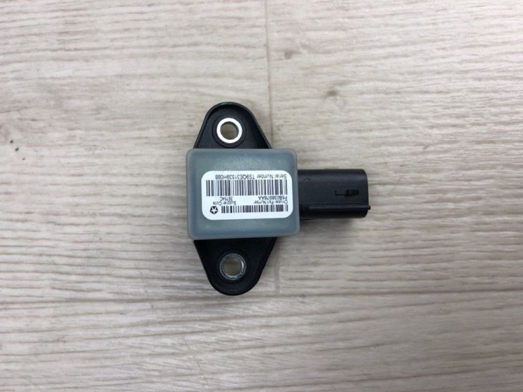 56038976AA | Датчик удара JEEP CHEROKEE 14-