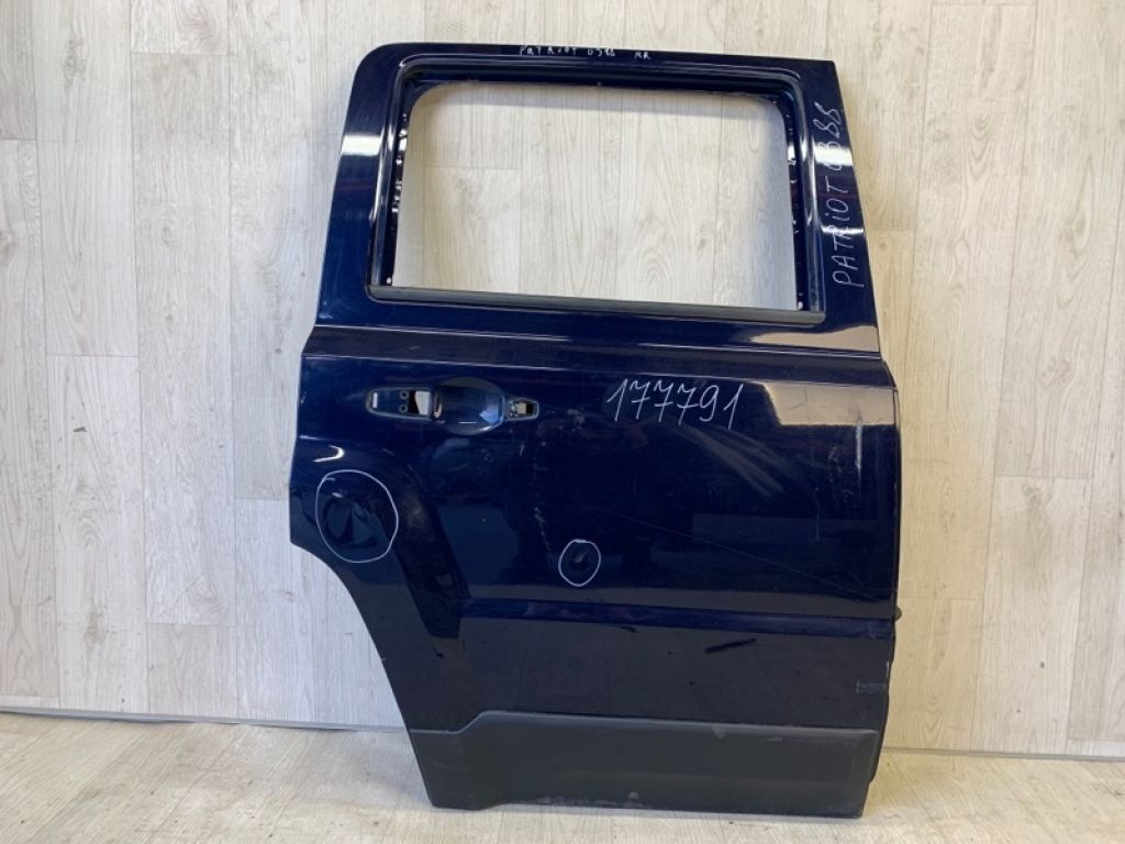 68079388AD | Двері задн. прав. JEEP PATRIOT 10-17