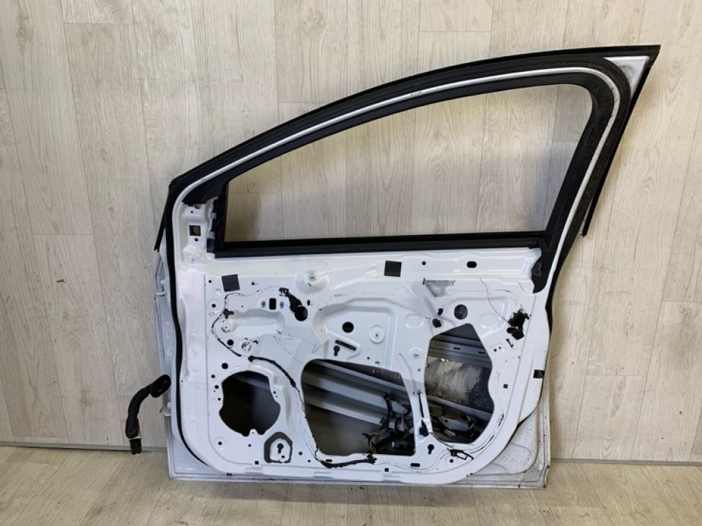 F1EZ-5820124-A | Двері передн. прав. FORD FOCUS 10-18 - Фото 4