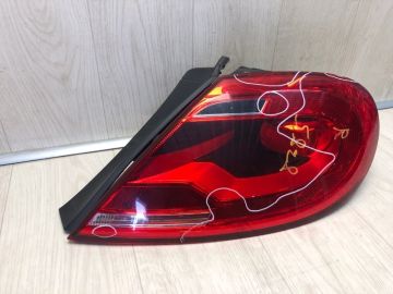 Фонарь наружный задн. прав. VOLKSWAGEN BEETLE 11-19