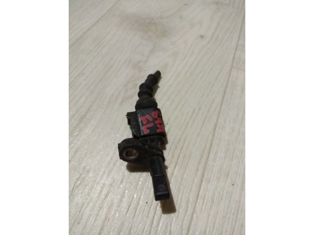 WHT 003 857 | Датчик ABS передн. лів. VOLKSWAGEN JETTA USA 10-17