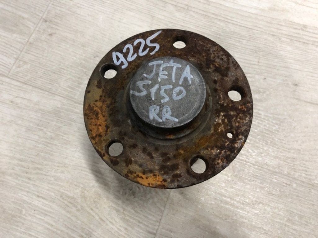 5Q0 598 611 | Ступица задн. VOLKSWAGEN JETTA USA 10-17