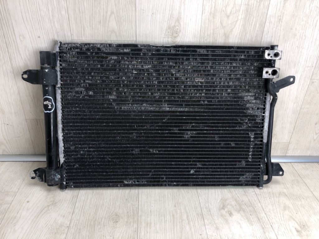 5C0 820 411 F | Радіатор кондиціонера VOLKSWAGEN JETTA USA 10-17