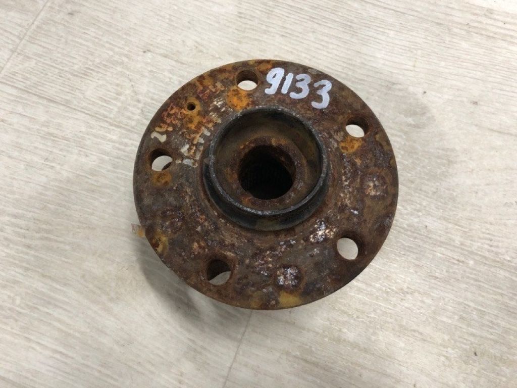 5K0 498 621 | Маточина колеса передн. VOLKSWAGEN JETTA USA 10-17