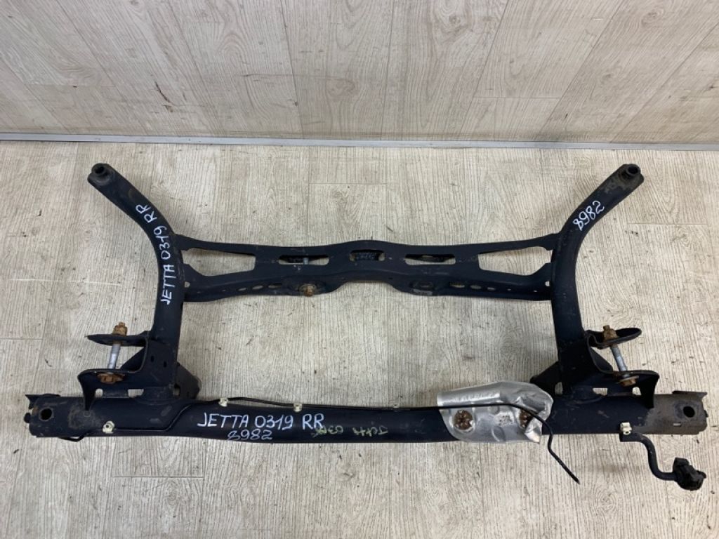 5C0 505 315 H | Балка задней подвески VOLKSWAGEN JETTA USA 10-17