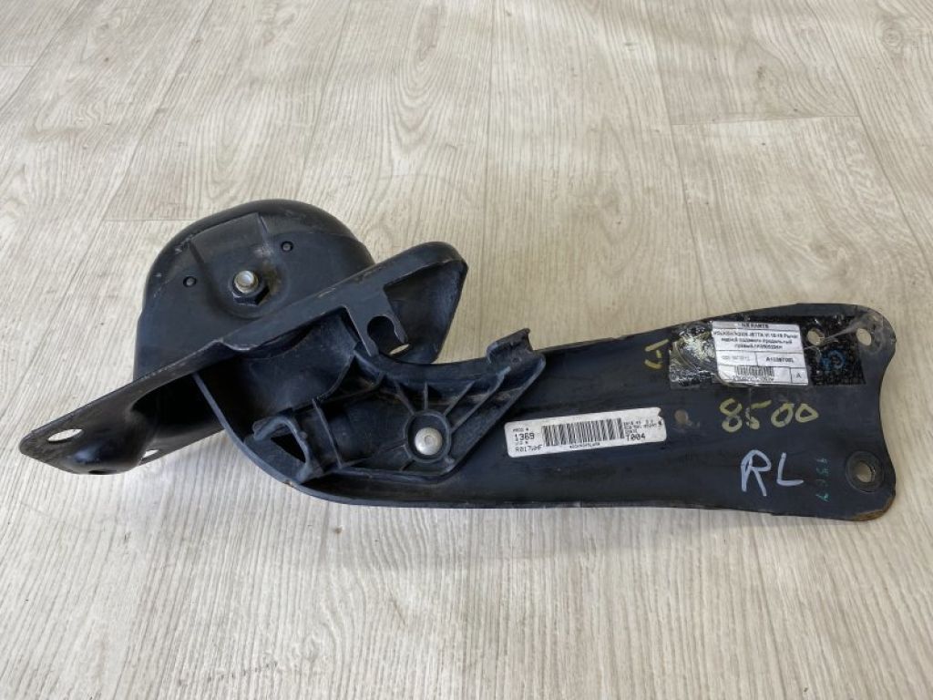 1K0 505 224 H | Важіль задньої підвіски поздовжній прав. VOLKSWAGEN JETTA USA 10-17