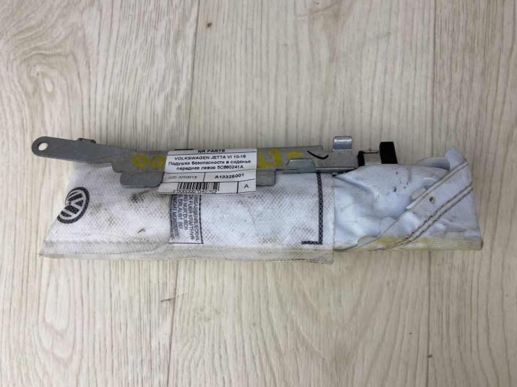 5C0 880 241 B | Подушка безопасности в сиденье передн. лев. VOLKSWAGEN JETTA USA 10-17
