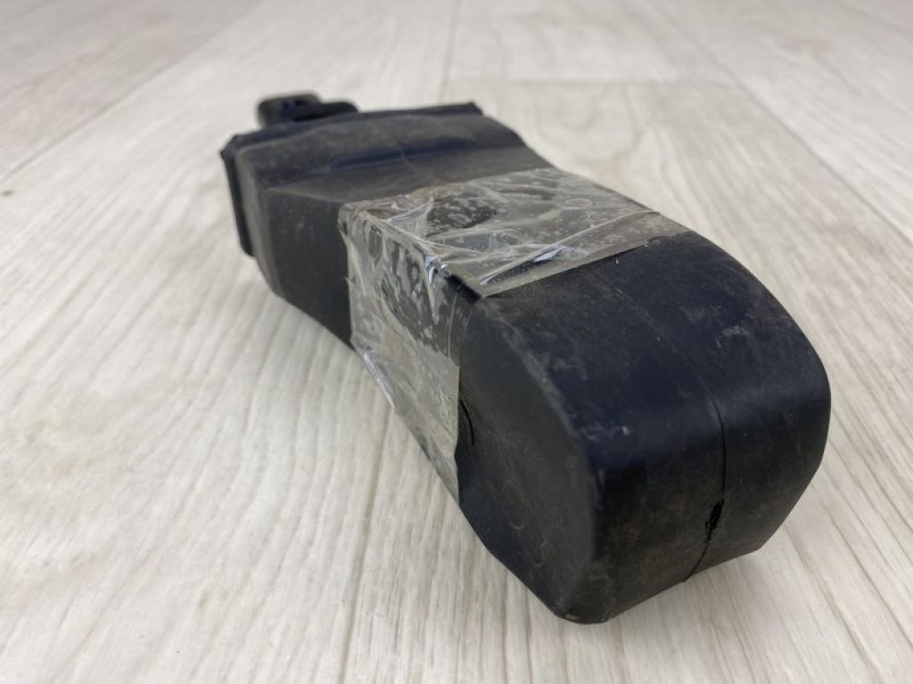 5C6 839 249 | Обмежувач дверей задн. VOLKSWAGEN JETTA USA 10-17 - Фото 4