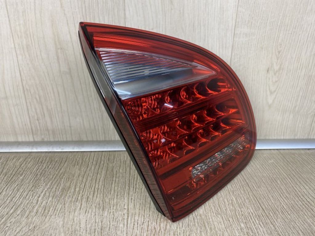 95863109301 | Фонарь внутренний задн. лев. PORSCHE CAYENNE 10-18 - Фото 2