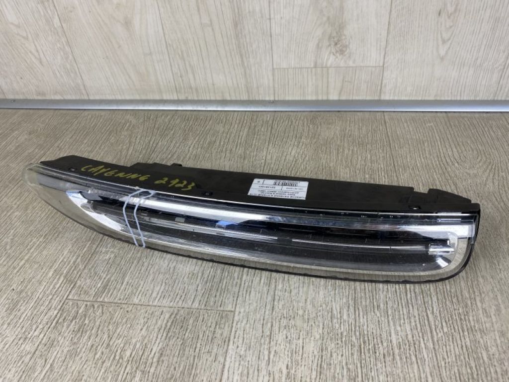 958 631 182 00 | Протитуманна фара передн. прав. PORSCHE CAYENNE 10-18
