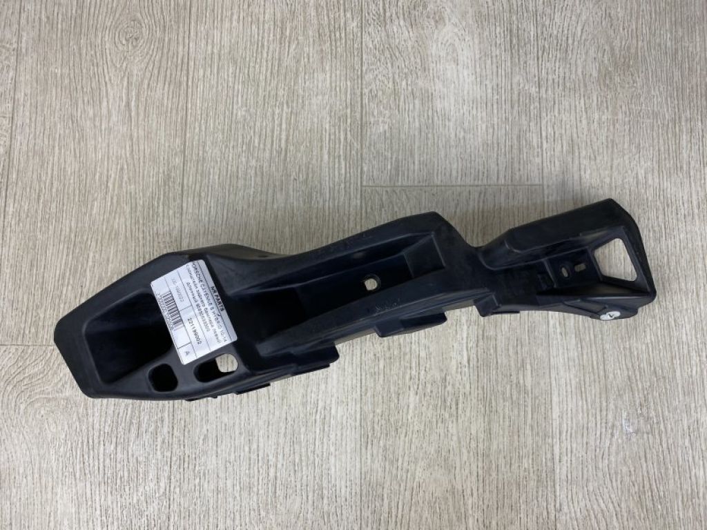 958 505 393 00 | Кронштейн заднього бампера лів. PORSCHE CAYENNE 10-18