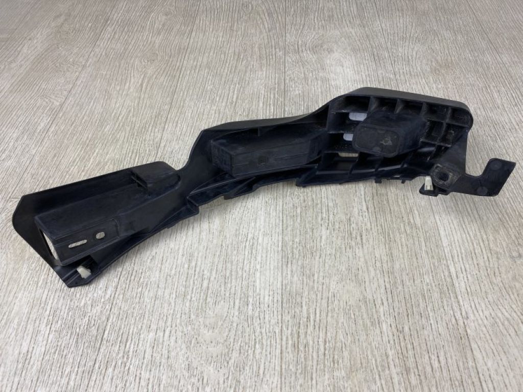 958 505 393 00 | Кронштейн заднього бампера лів. PORSCHE CAYENNE 10-18 - Фото 3