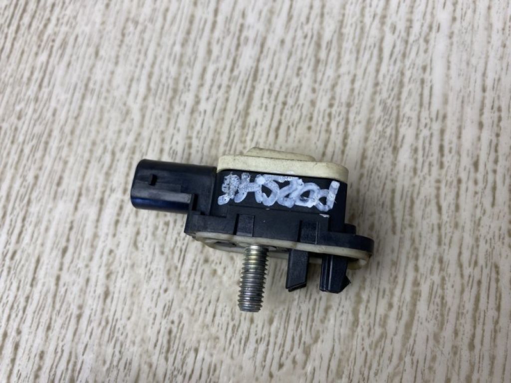 958 618 222 10 | Датчик удара PORSCHE CAYENNE 10-18