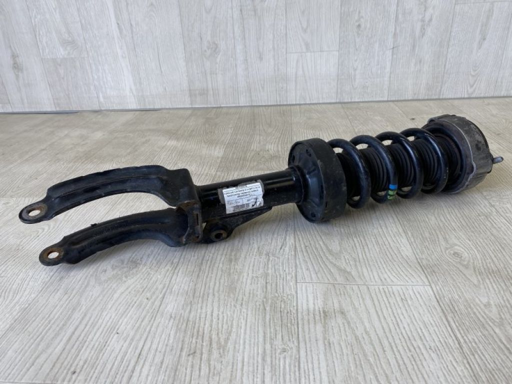 95834304410 | Амортизатор передн. прав. PORSCHE CAYENNE 10-18