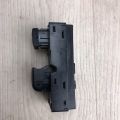25411-3KA1A | Кнопка стеклоподъемника передн. прав. NISSAN PATHFINDER R52 12-21 - Превью 2